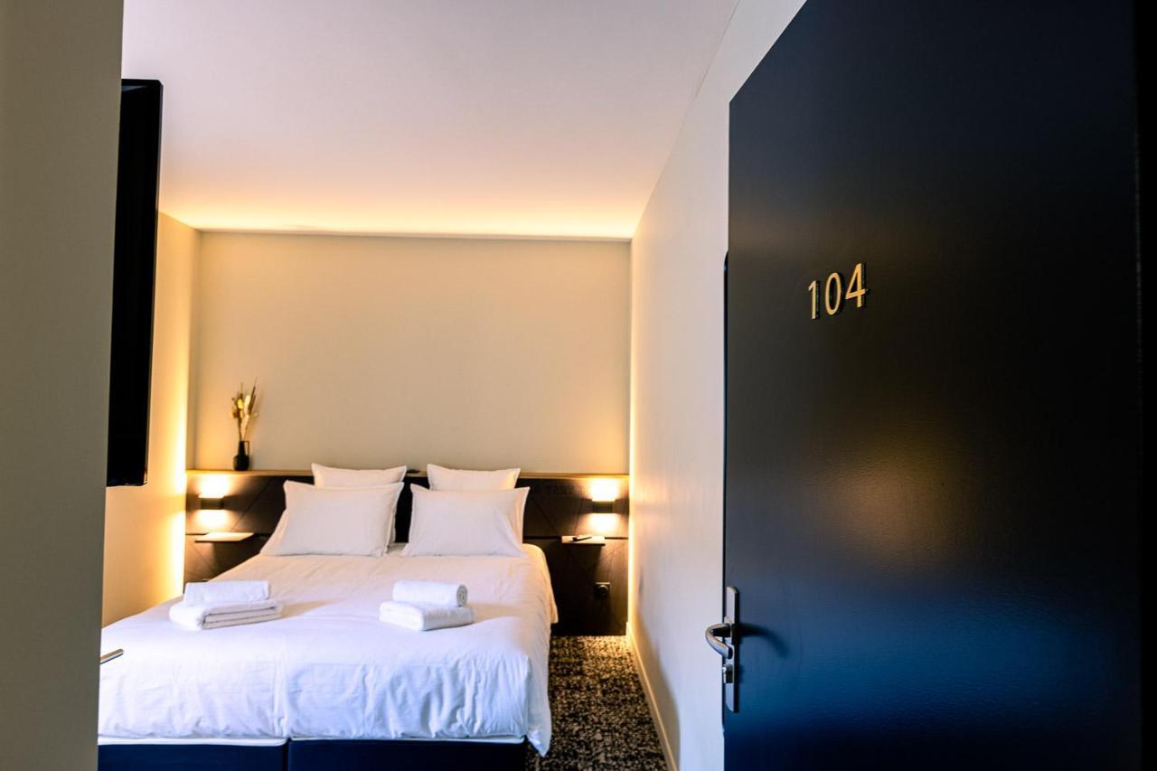 Logis Hotel & Restaurant Le Vert Bocage Franqueville-Saint-Pierre エクステリア 写真