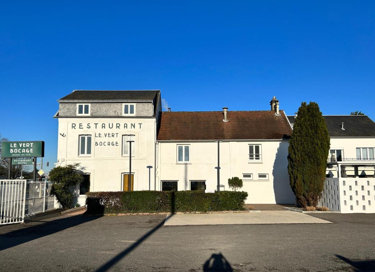 Logis Hotel & Restaurant Le Vert Bocage Franqueville-Saint-Pierre エクステリア 写真