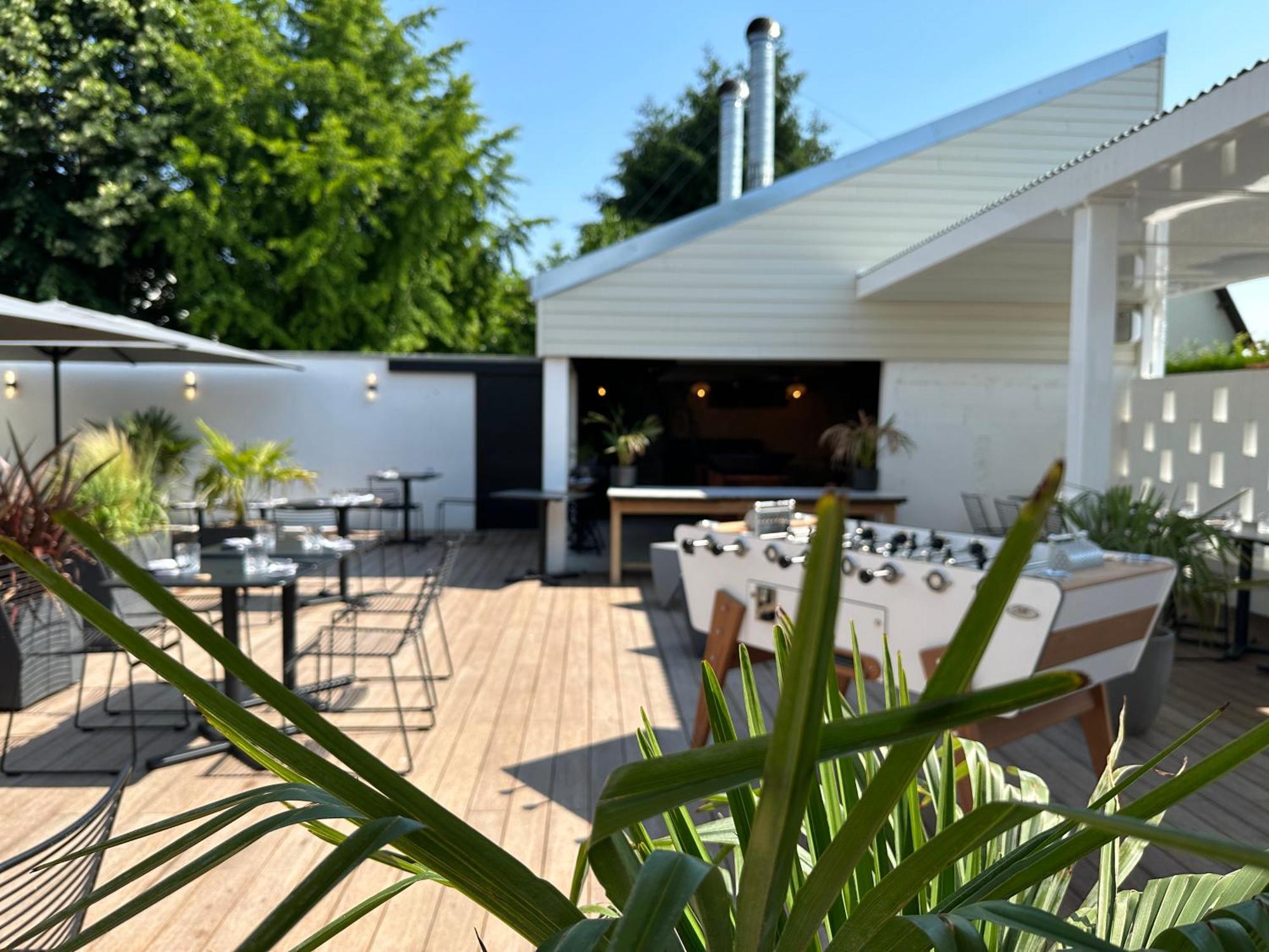 Logis Hotel & Restaurant Le Vert Bocage Franqueville-Saint-Pierre エクステリア 写真
