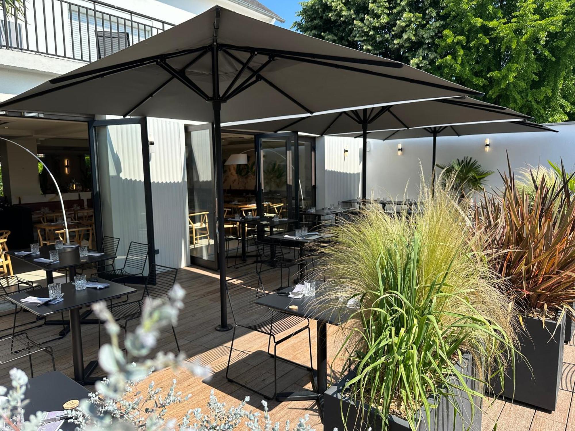 Logis Hotel & Restaurant Le Vert Bocage Franqueville-Saint-Pierre エクステリア 写真