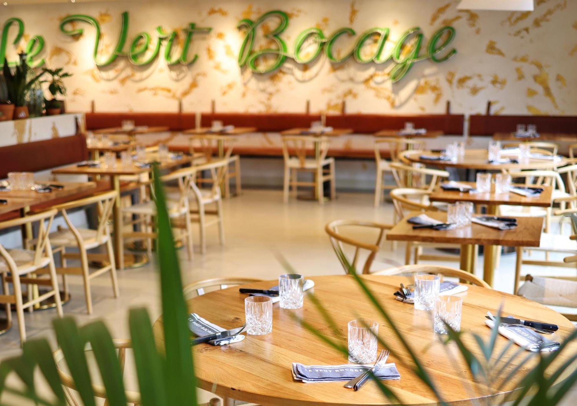 Logis Hotel & Restaurant Le Vert Bocage Franqueville-Saint-Pierre エクステリア 写真